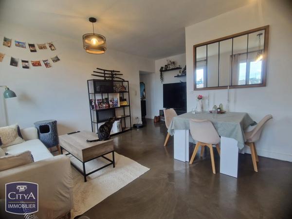 Appartement à vendre 2 pièces 47m² Sorgues (84700)