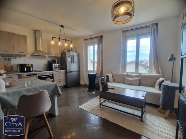 Appartement à vendre 2 pièces 47m² Sorgues (84700)