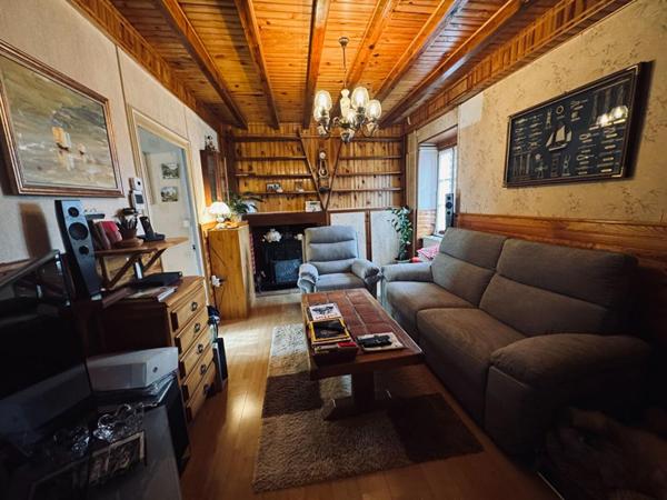 Jolie maison mitoyenne à Premery