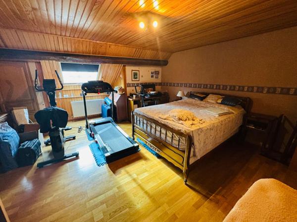 Jolie maison mitoyenne à Premery