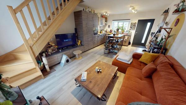 Charmant Appartement Duplex et place de parking privative, secteur calme