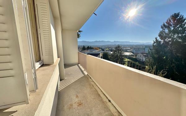 Appartement à vendre    4 pièces • 66 m2 Romans-sur-Isère