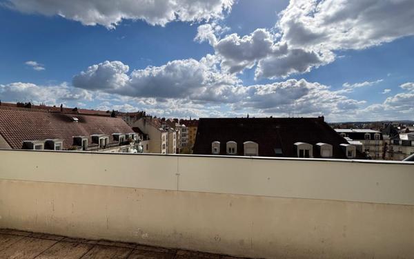 Appartement à vendre    4 pièces • 90,10 m2 Dijon