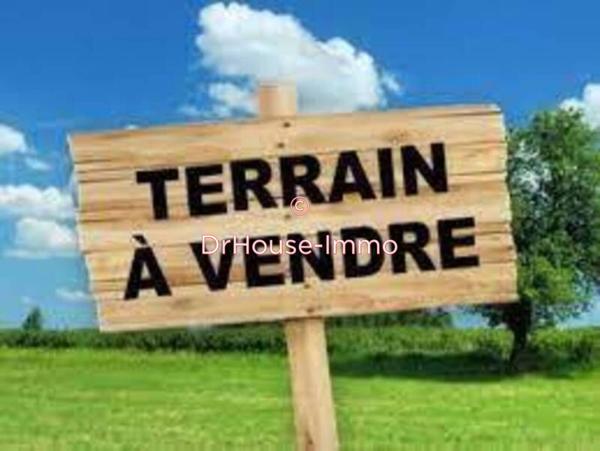 Terrain à vendre de 1 073 m²