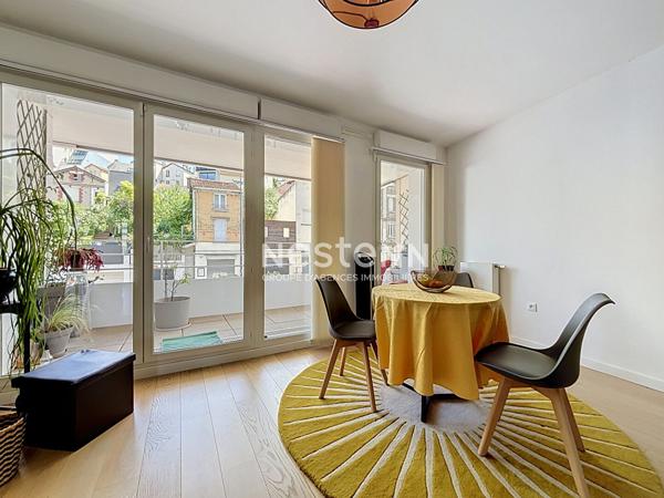 ISSY LES MOULINEAUX - Appartement traversant 4 pièces de 85,51m² avec terrasses dans un immeuble récent