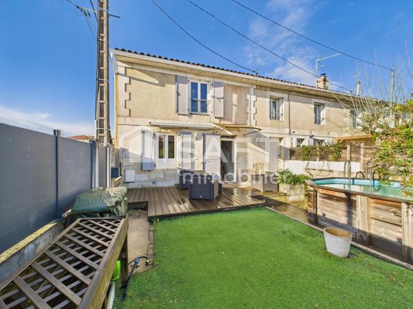 Charmante maison en pierre avec terrasse et piscine – Saint-Médard-en-Jalles