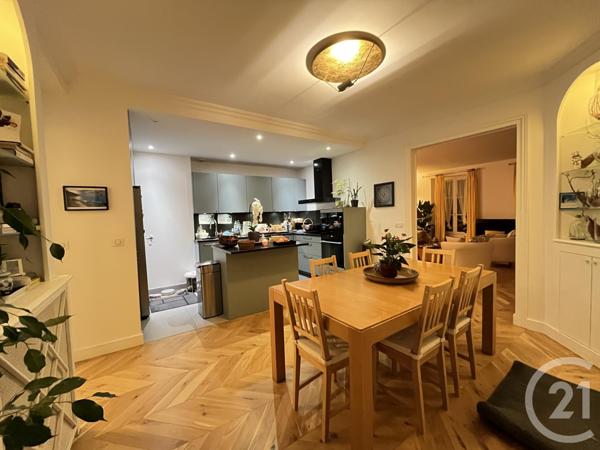 Appartement F4 à vendre  4 pièces - 90,02 m2 PARIS - 75008