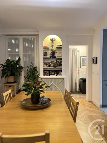 Appartement F4 à vendre  4 pièces - 90,02 m2 PARIS - 75008