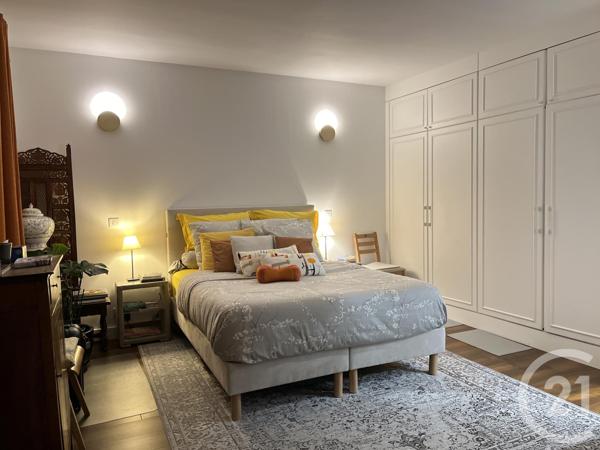 Appartement F4 à vendre  4 pièces - 90,02 m2 PARIS - 75008