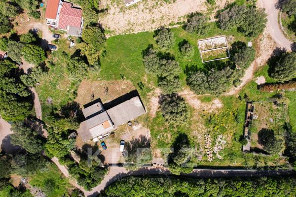 Terrain rare avec permis de construire purgé