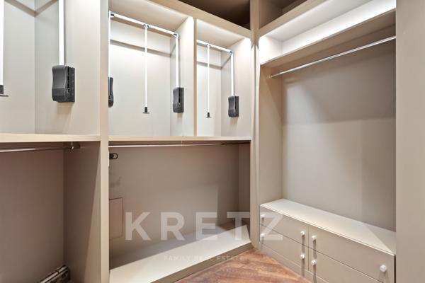 Élégant duplex avec jardin et hammam au cœur du 8e arrondissement