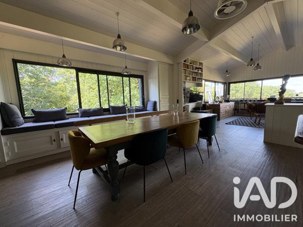 Maison à vendre 12 pièces 283 m² Saintes