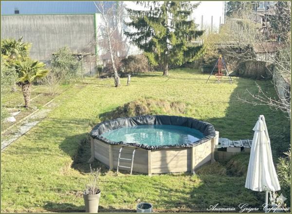 Centre de COURVILLE SUR EURE (28190) - maison 190 m², 5 chambres (une chambre, salle d'eau en RDC), terrain 1438 m²