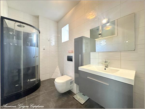 Centre de COURVILLE SUR EURE (28190) - maison 190 m², 5 chambres (une chambre, salle d'eau en RDC), terrain 1438 m²