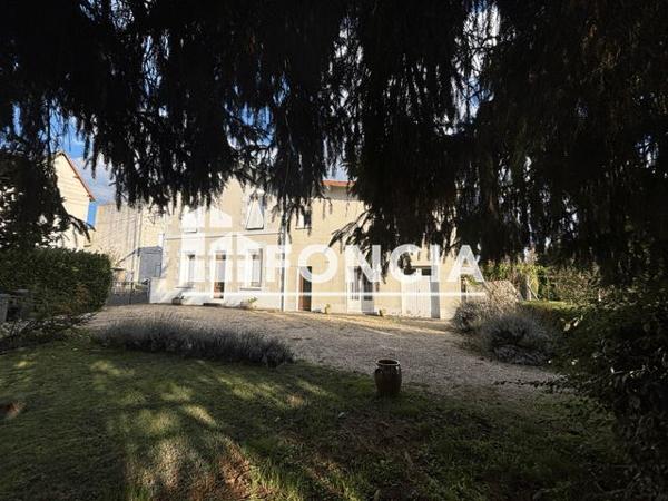 À vendre Maison 4 pièces 117 m² - Niort 79000