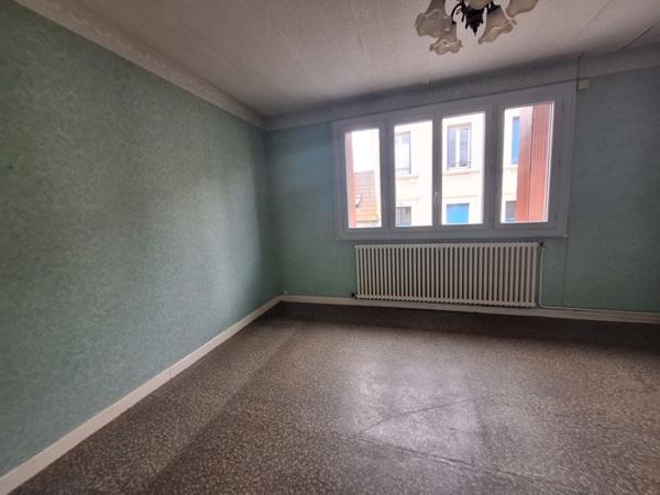 Maison à vendre 93 415 € Montluçon 4 p 90 m² DPE E