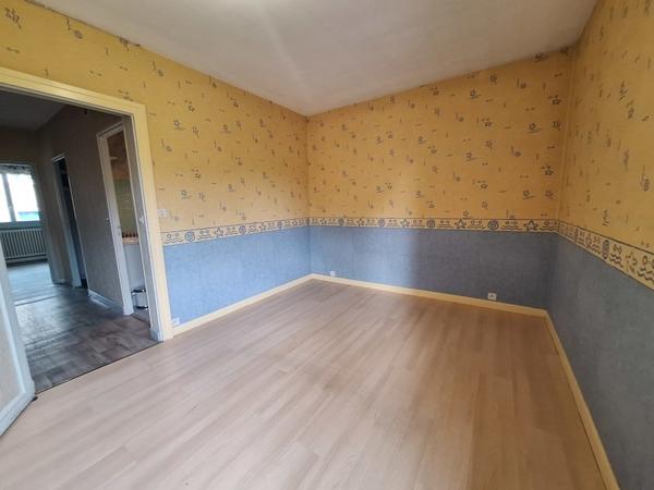 Maison à vendre 93 415 € Montluçon 4 p 90 m² DPE E