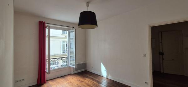 Trois pièces non meublé - PARIS