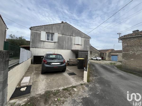 Maison 4 pièces de 139 m² à Brie (16590)