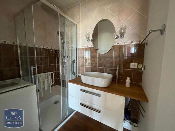 Appartement à louer 2 pièces 42.3m²