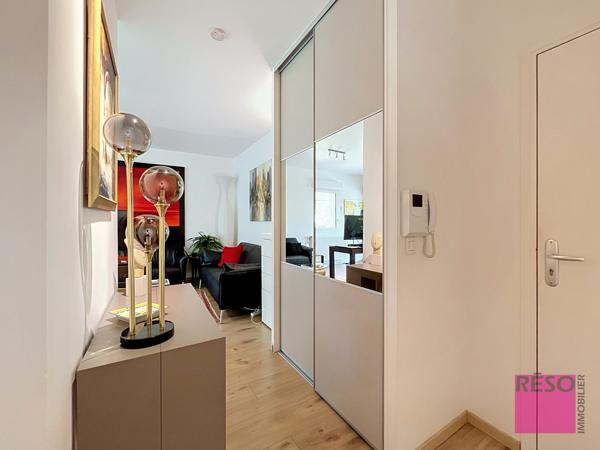 T2 DERNIER ETAGE