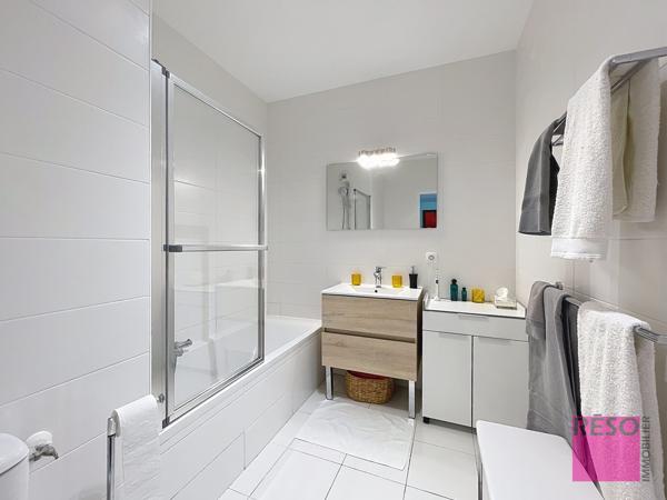 T2 DERNIER ETAGE