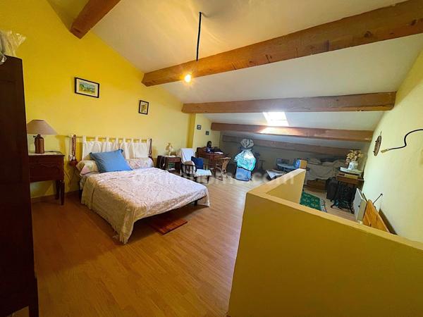 Maison de village sans travaux.