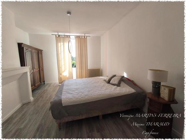 A vendre Charmante Maison de Ville 7 pièces CHATEAUNEUF SUR CHER (18)