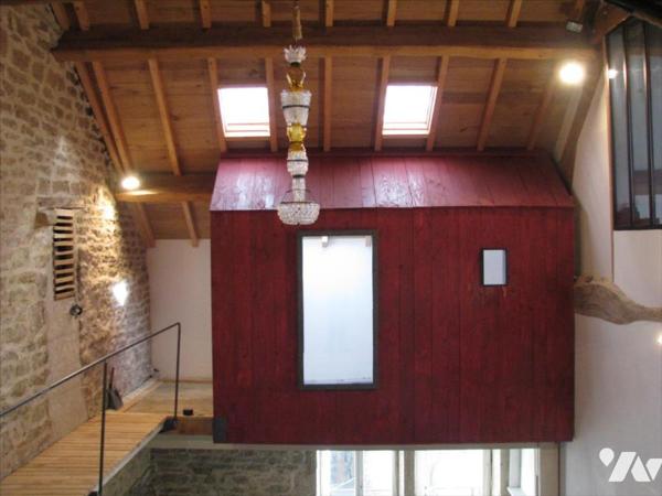 SOMBERNON - AXE DIJON-PARIS
30 mn de DIJON

Proximité  Sombernon 2 kms 
Axe DIJON PARIS