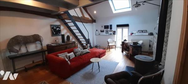 SOMBERNON - AXE DIJON-PARIS
30 mn de DIJON

Proximité  Sombernon 2 kms 
Axe DIJON PARIS