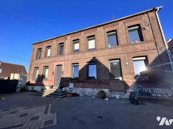 ESCAUPTON MAISON DE CARACTERE AVEC DEPENDDANCES