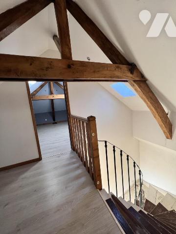 ESCAUPTON MAISON DE CARACTERE AVEC DEPENDDANCES