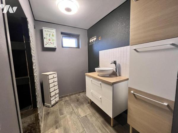 ESCAUPTON MAISON DE CARACTERE AVEC DEPENDDANCES