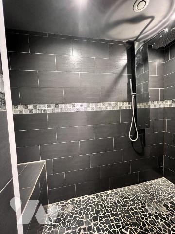 ESCAUPTON MAISON DE CARACTERE AVEC DEPENDDANCES