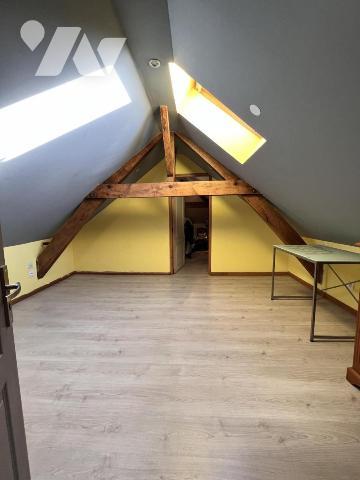 ESCAUPTON MAISON DE CARACTERE AVEC DEPENDDANCES