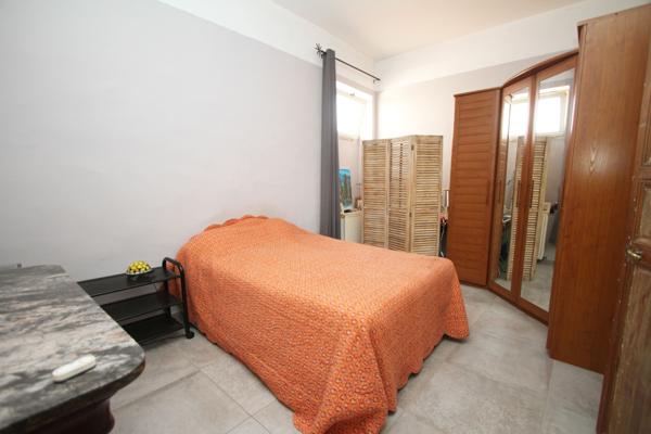 Poussan (34560) POUSSAN CENTRE VILLE, RARE MAGNIFIQUE MAISON VIGNERONNE AVEC JARDIN ET GARAGE DE