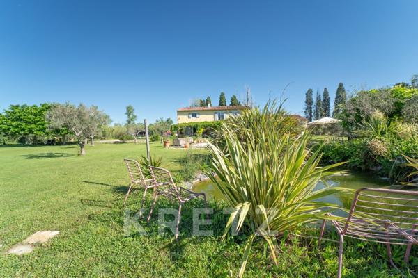 Graveson Propriété Provençale 5 chambres Piscine Chauffée Grand terrain