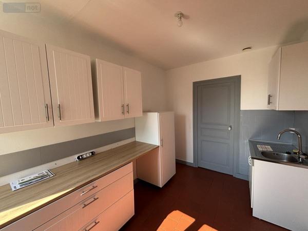 Appartement à louer à Laval en Mayenne (53000), ref : 53005-L454