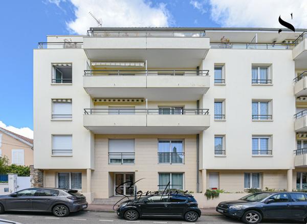 Appartement 5 pièces - 117 m² Exclusivité efficity