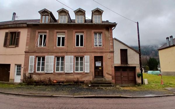 Maison à vendre    6 pièces • 176,30 m2 Moussey