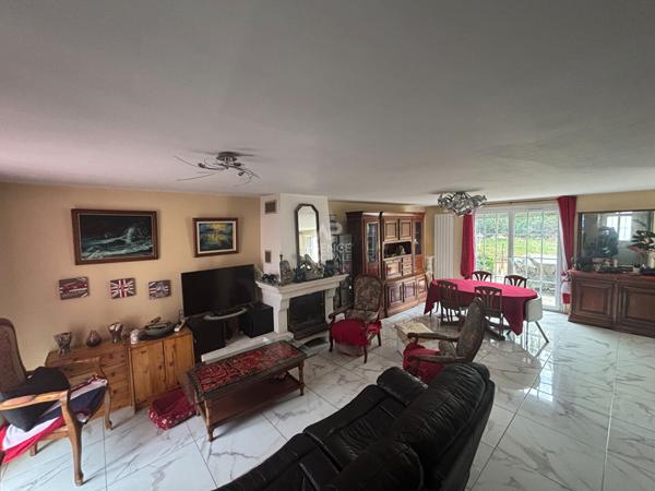 Maison 5 pièces à vendre à Pontoise 419 000 € **  - Référence  11325