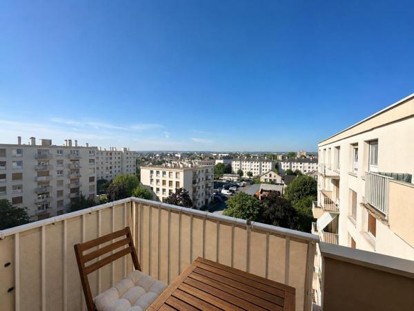 Houilles - Appartement 5 pièces - Dernier étage avec balcon 341 000 € **  - Référence  986