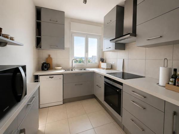 Houilles - Appartement 5 pièces - Dernier étage avec balcon 341 000 € **  - Référence  986