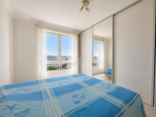 Houilles - Appartement 5 pièces - Dernier étage avec balcon 341 000 € **  - Référence  986