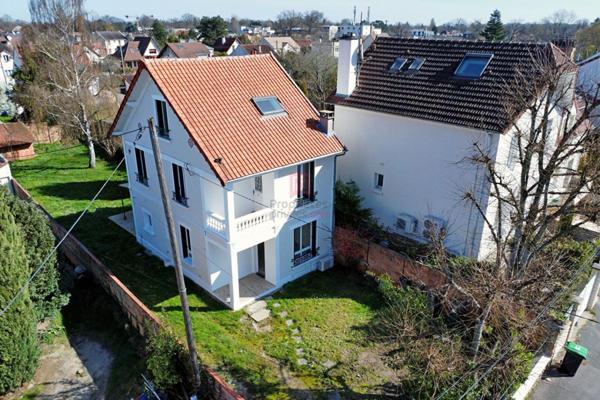 Maison Sainte Genevieve Des Bois 6 pièces 102 m²