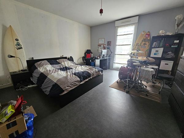 Tours Sainte-Radegonde. Maison 3 chambres avec jardin, garage et DPE C