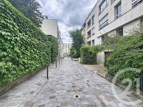 Maison à vendre  6 pièces - 175,01 m 2   PARIS  - 75012