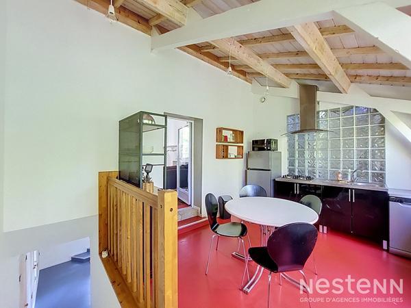 A Louer Maison meublée de 68 m² sur deux étages avec cour privative au centre de Condom