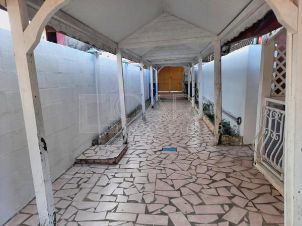 Vente Maison 4 Pièce(s) CAYENNE (97300) 199 000 € calendar
