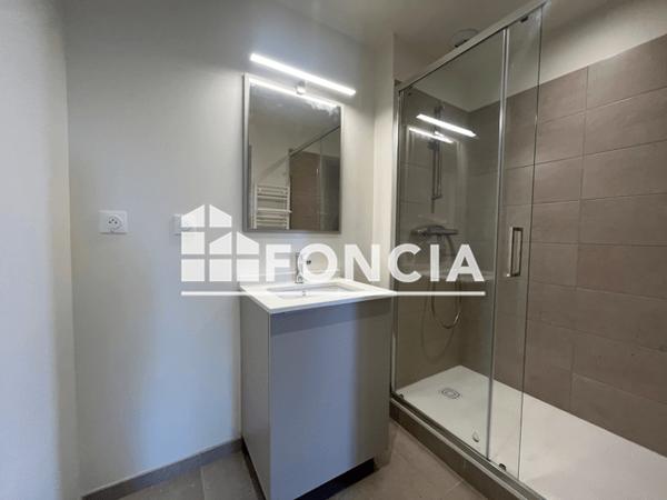 Location Studio 30.9 m² - Guingamp 22200